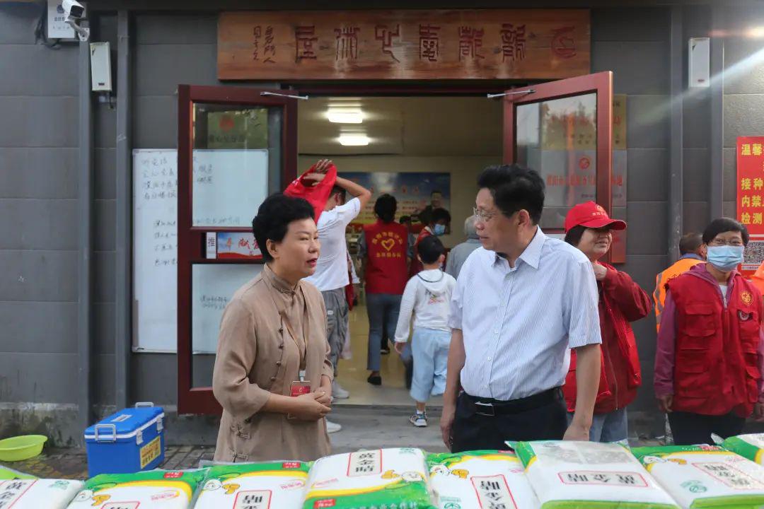 爱心粥屋献爱心志愿服务暖人心——濮阳市水利局开展爱心粥屋捐赠志愿服务活动